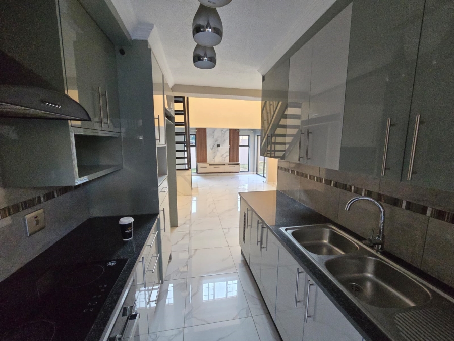 To Let 3 Bedroom Property for Rent in Cashan North West